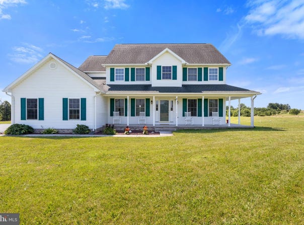 90 HUMMINGBIRD LANE, LITTLESTOWN, PA 17340