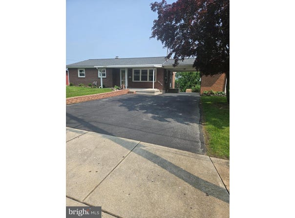 438 MAPLE STREET, COLUMBIA, PA 17512