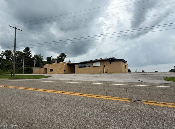 8898 State Route 213, Toronto, OH 43964