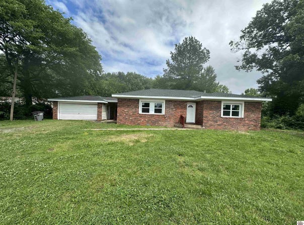 2010 Husband Road, Paducah, KY 42003
