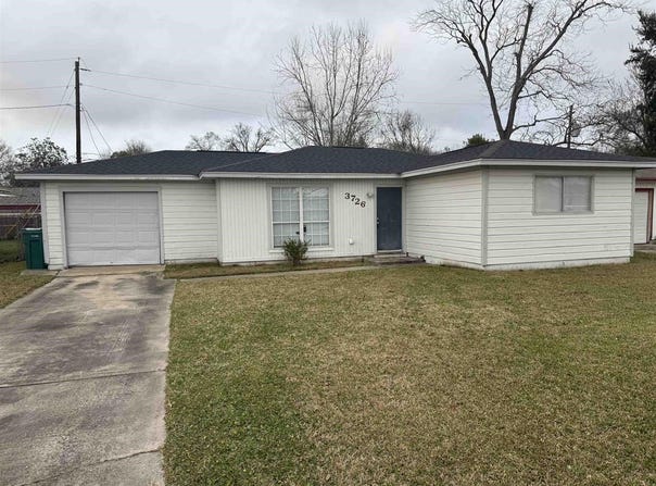 3726 Bowling, Orange, TX 77630