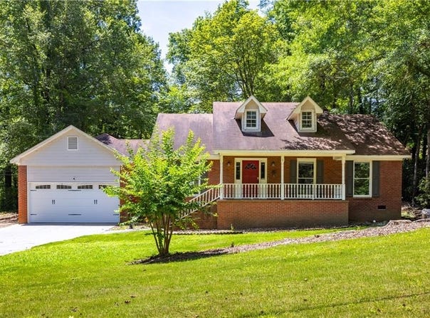 4203 Bridgewater Drive, Phenix City, AL 36867