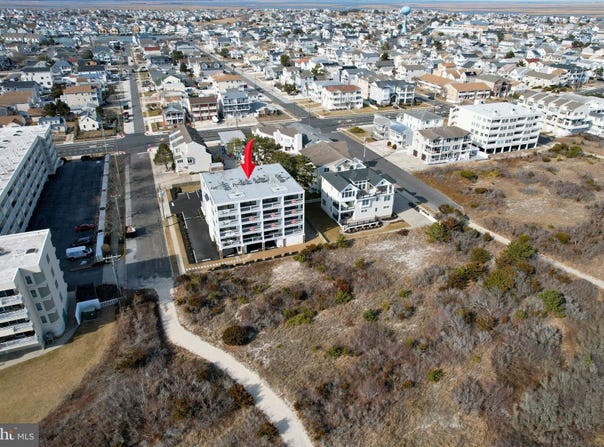 321 6TH ST S, BRIGANTINE, NJ 08203