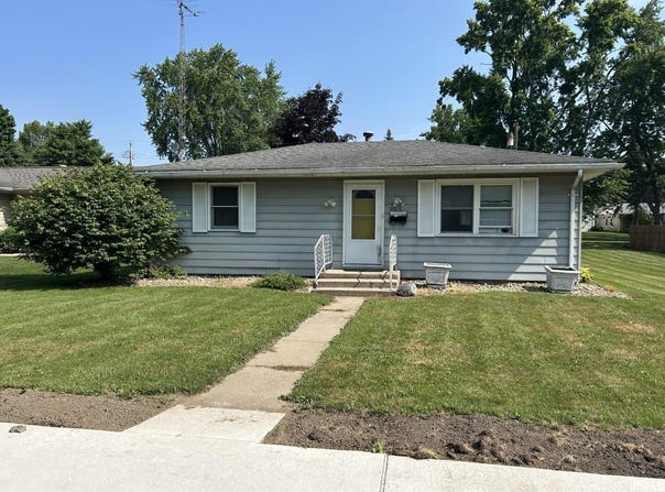 916 W Washington Street, Plymouth, IN 46563