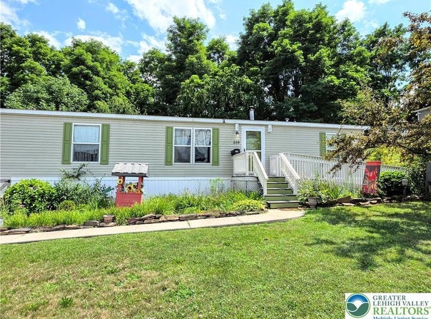 210 AVENUE A, Palmerton Boro, PA 18071
