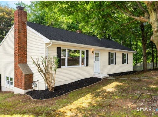 77 Evergreen Avenue, Hamden, CT 06518