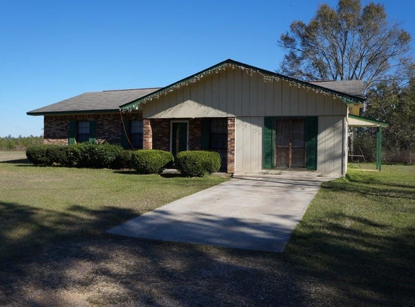 418 White-Rogers Rd, Prentiss, MS 39474