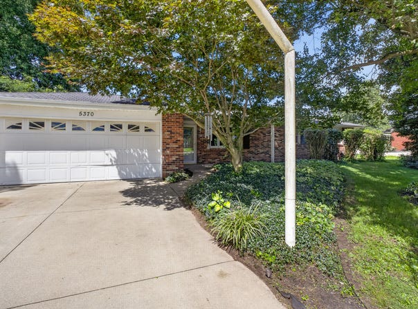 5370 E Forster Avenue, Columbus, IN 47201