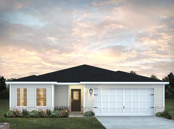 119 Garden Walk, West Point, GA 31833