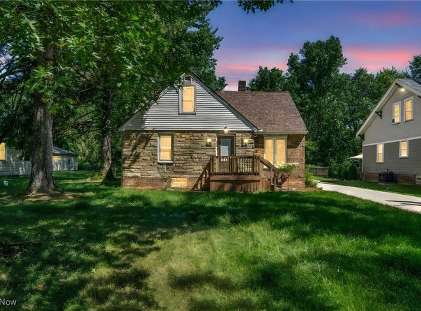 25642 Water Street, Olmsted Falls, OH 44138