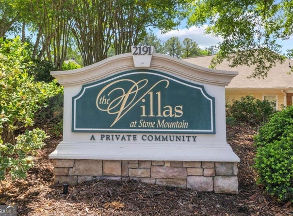 2191 Rockbridge Road, Stone Mountain, GA 30087