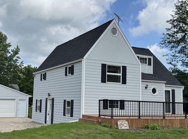 409 12th Avenue NW, Hampton, IA 50441