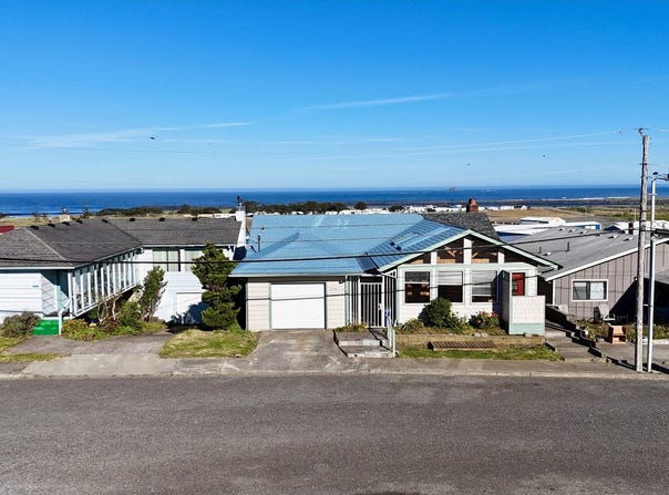29832 MARY ST, Gold Beach, OR 97444