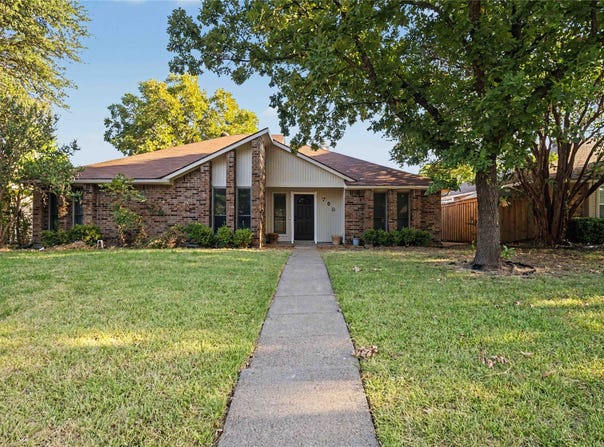 708 Whitewing Drive, Mesquite, TX 75150