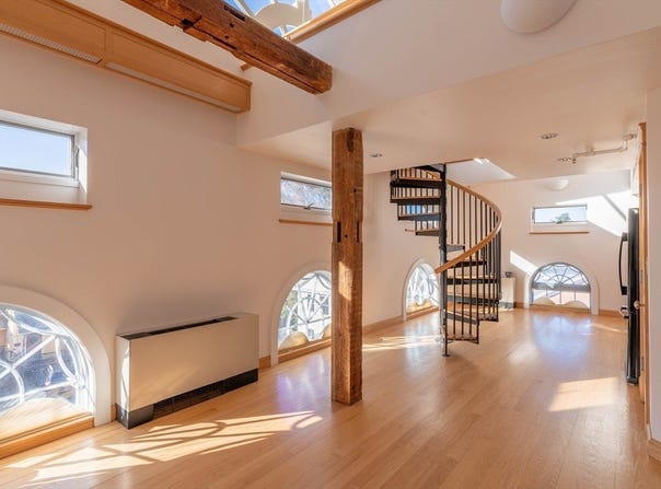 43 Center St, Northampton, MA 01060