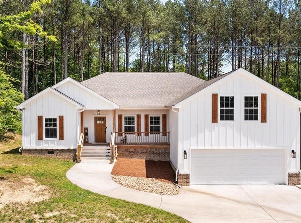 3182 Crow Road, DALTON, GA 30721