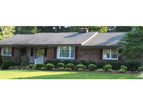 160 Stone Road, Rustburg, VA 24588
