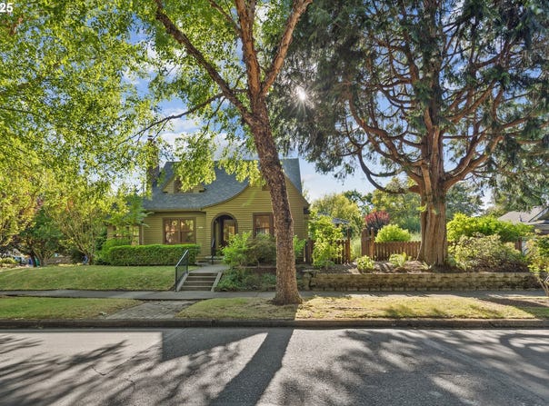 2711 NE 28TH AVE, Portland, OR 97212