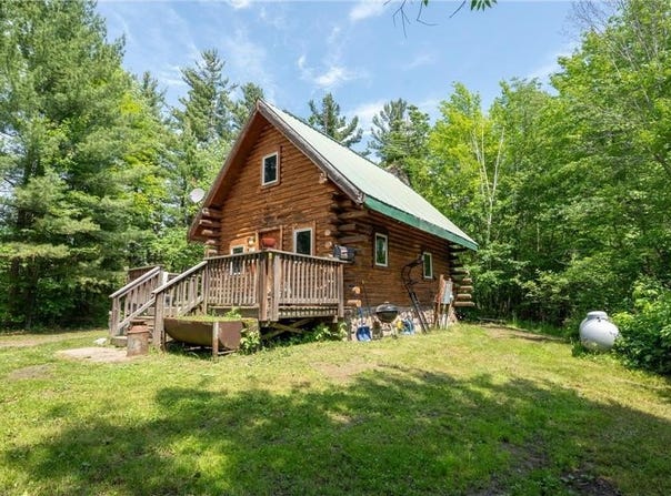28562 Cross Lake Road, Mission Creek Twp, MN 55037