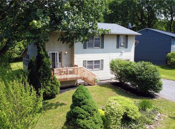 119 1/2 Dewey Avenue, DeWitt, NY 13066