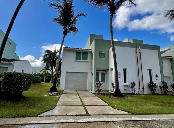 I30 VILLAS DE GOLF, JUNCOS, 00777