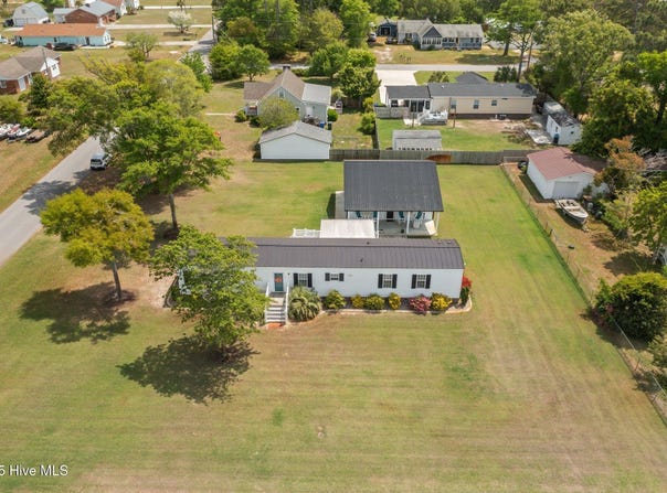 201 Live Oak Drive, Cape Carteret, NC 28584