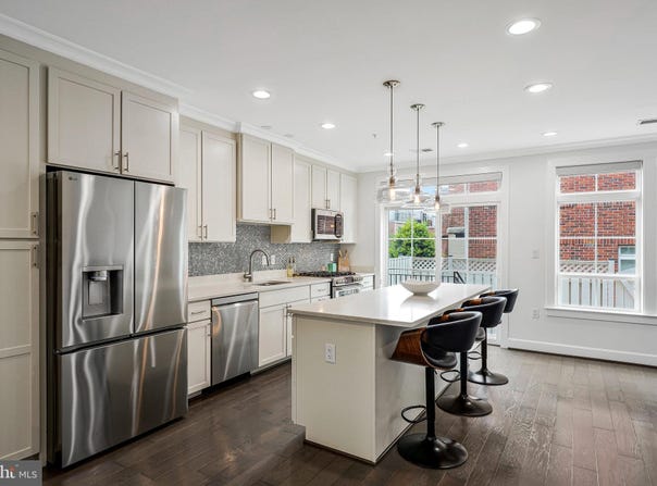 10353 MAIN STREET, FAIRFAX, VA 22030