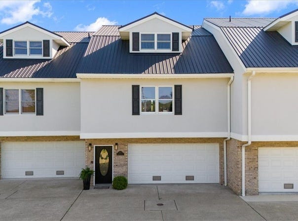 1313 C Blennerhassett Avenue, Belpre, OH 45714