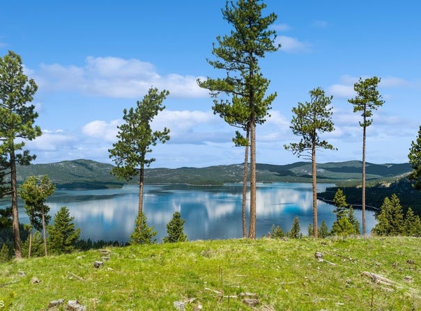 321 Lobo Lane, Marion, MT 59925