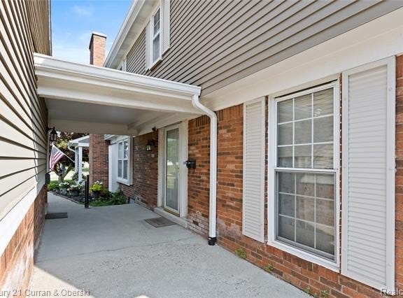 20918 W Glen Haven Circle, Novi, MI 48167