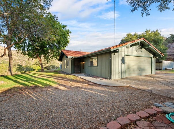 38570 Rustic Lane, Yokuts Valley, CA 93657