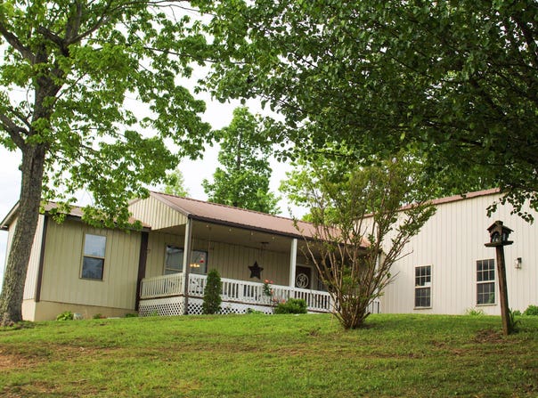 1660 South S. Tree Tower Road, McKee, KY 40447