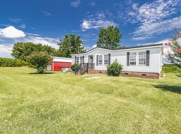 837 Plantation Road, Trenton, NC 28585