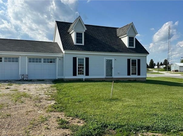 160 Wickett Drive NW, Harmony, MN 55939