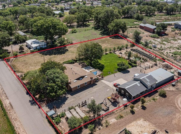 38 ELIAS Road, Los Lunas, NM 87031