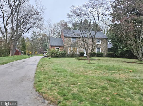 211 MOUNT ALVERNO ROAD, MEDIA, PA 19063