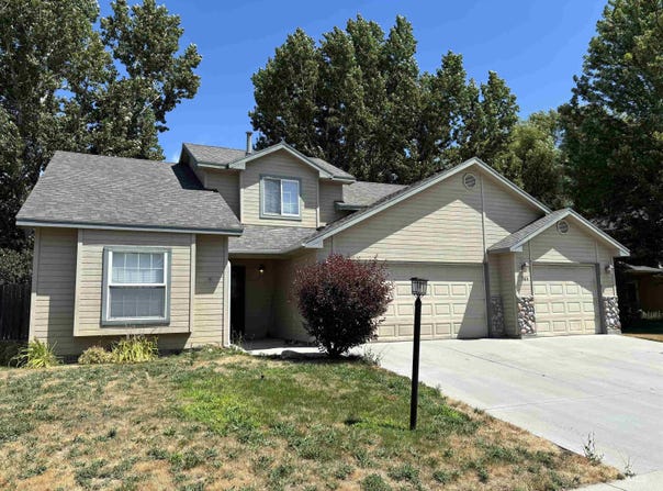 506 N Nebula Ave, Star, ID 83669