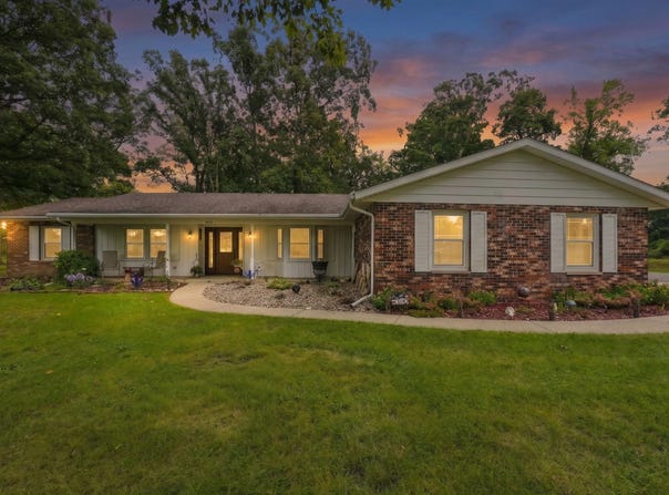 2878 E Hickory Lane, Columbia City, IN 46725