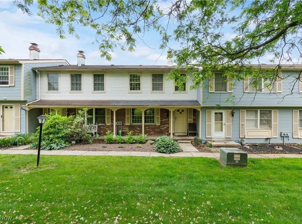 149 Quaker Ridge Drive, Akron, OH 44313
