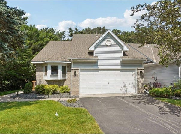 2625 Rivers Bluff Lane, Anoka, MN 55303