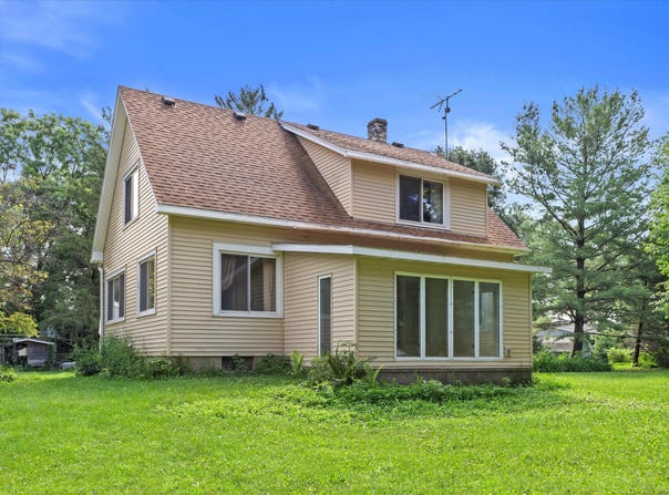 1310 S Whitewater Ave, Jefferson, WI 53549