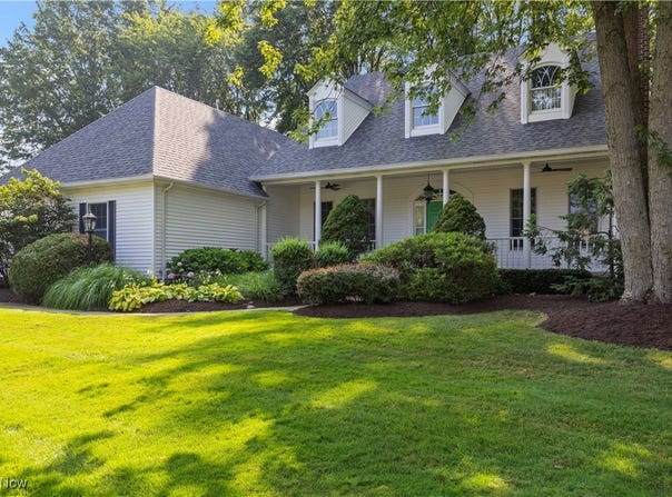 131 Bryan Court, Elyria, OH 44035