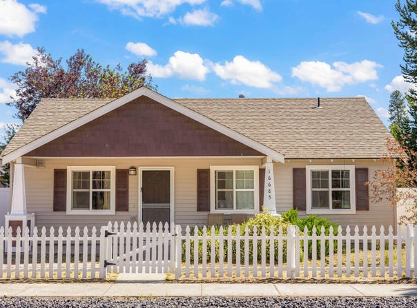 16685 William Foss Road, La Pine, OR 97739
