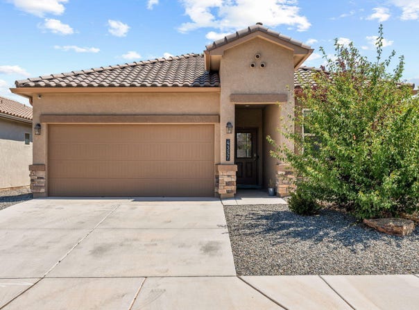 4337 SKYLINE Loop NE, Rio Rancho, NM 87144