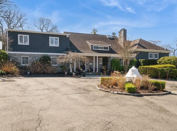 123 Barrett Road, Lawrence, NY 11559