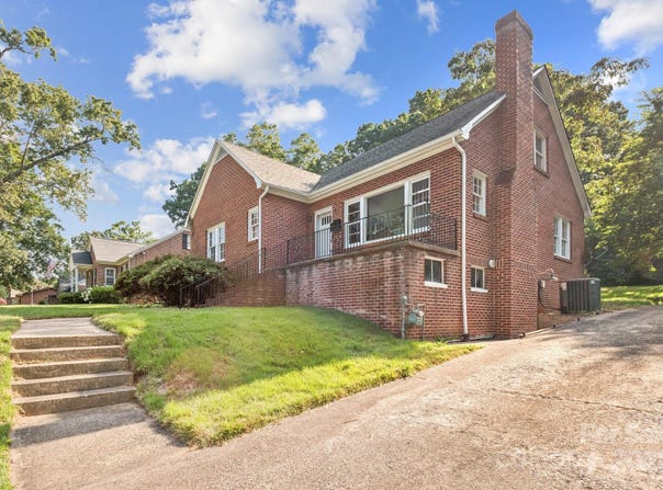 113 Falls Street, Morganton, NC 28655