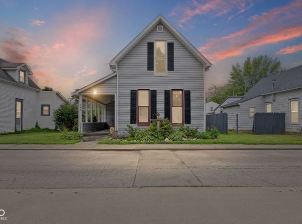 143 N East Street, Pendleton, IN 46064