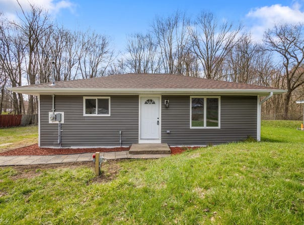 135 Tulip Tree Lane, Battle Creek, MI 49037