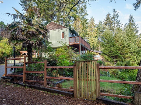 5001 FORD WAY, Florence, OR 97439