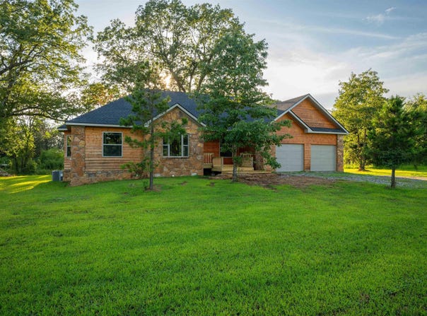 405 Lumpkin Drive, Batesville, AR 72501